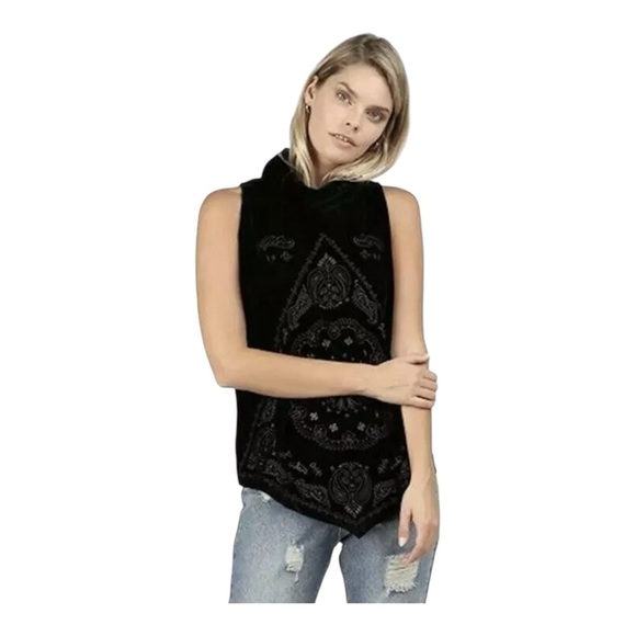 POL Tops - POL | PLUM Velvet Embroidered Sleeveless Top SZ SM​